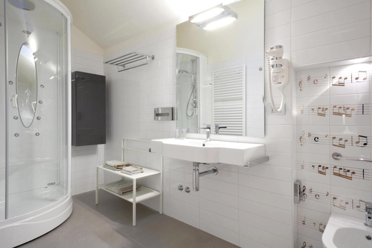 Santa Cesarea Residence Luxury Suite - La Vetta Del Sasso Barisano มาเตรา ภายนอก รูปภาพ
